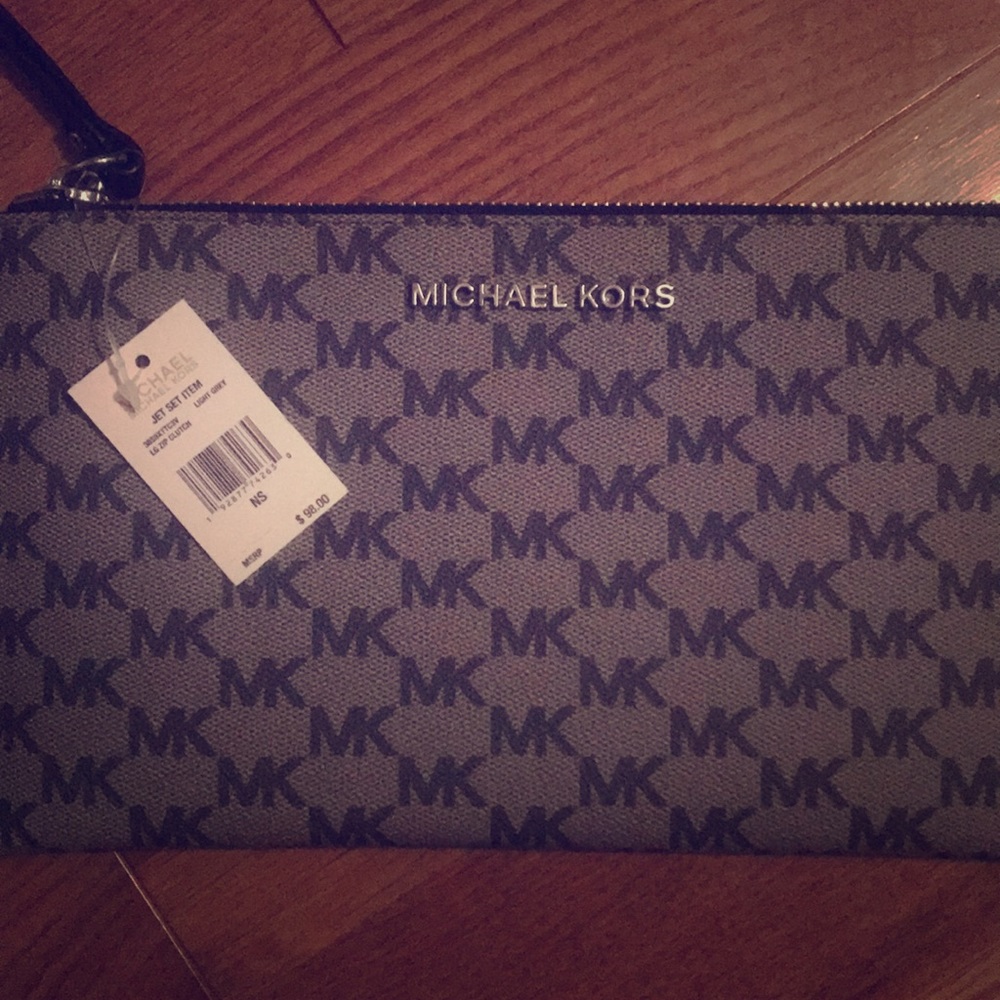 MICHAEL Michael Kors Wristlet, New with tags